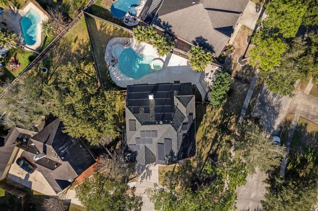 2372 Autumn Mist Court, League City, TX 77573