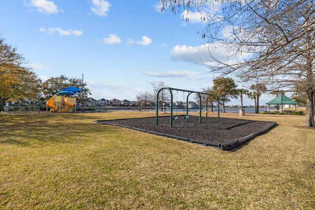 2372 Autumn Mist Court, League City, TX 77573