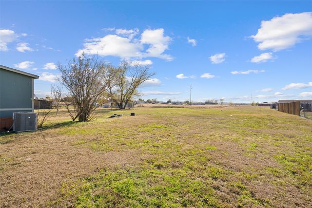 5175 N Fm 148, Crandall, TX 75114