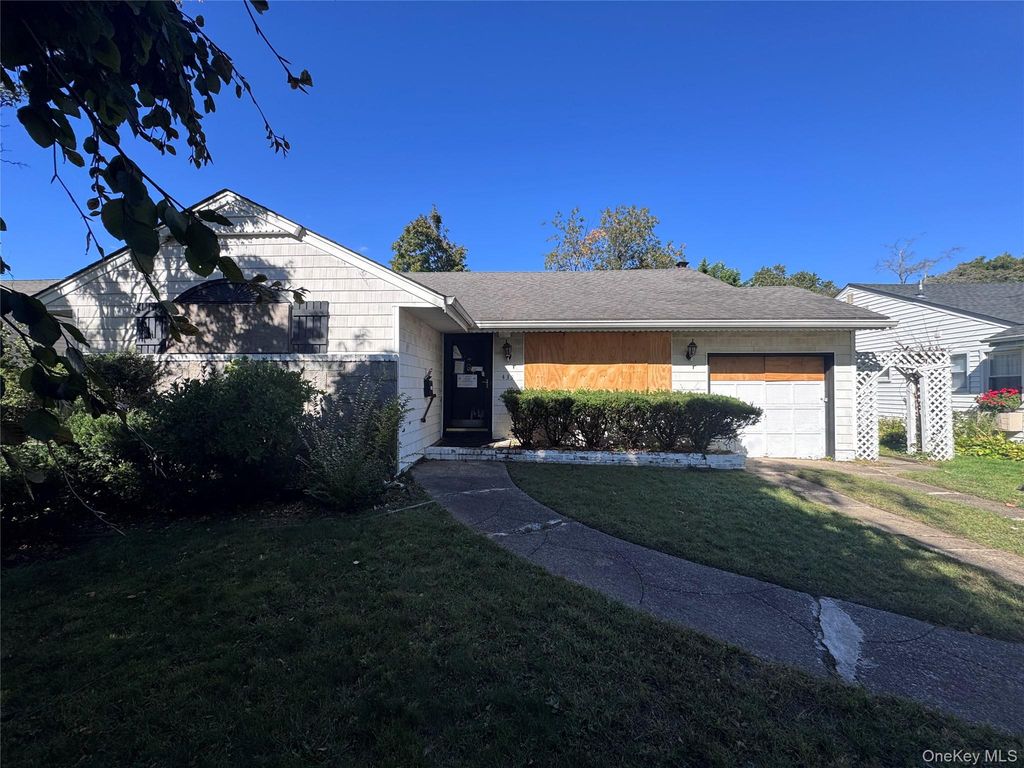 435 Derby Road, Baldwin, NY 11510 — exterior