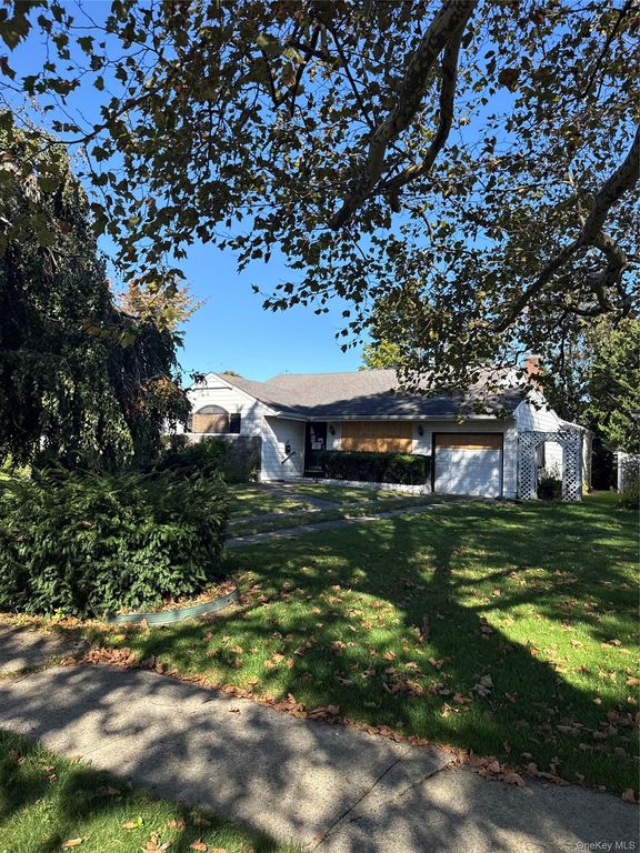 435 Derby Road, Baldwin, NY 11510 — photo 2