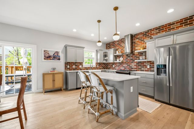 2156 Palomar Trace Drive, Lexington, KY 40513