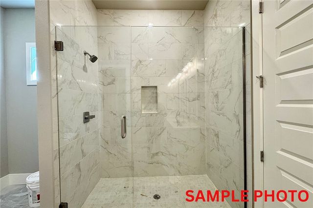 2649 E Livingston Lane, Fayetteville, AR 72703