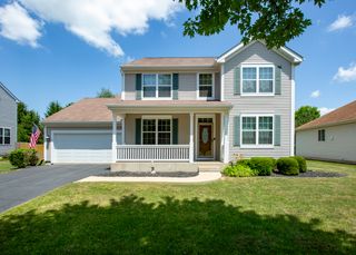 220 STEARN Drive, Genoa, IL 60135