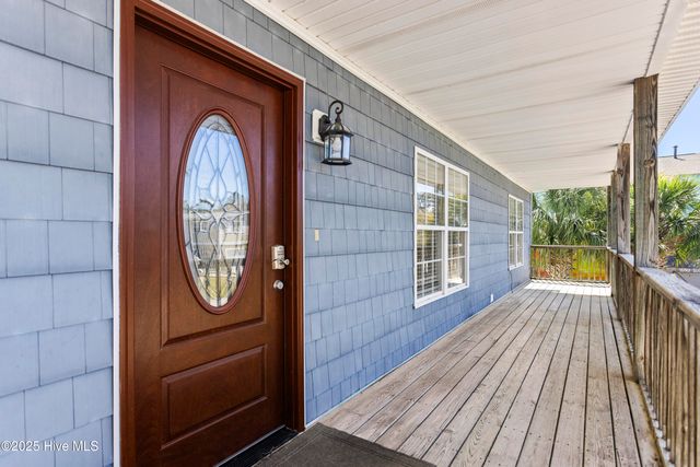 100 Moorefield Drive, Carolina Beach, NC 28428