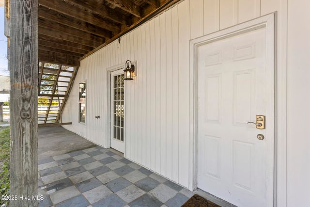 100 Moorefield Drive, Carolina Beach, NC 28428