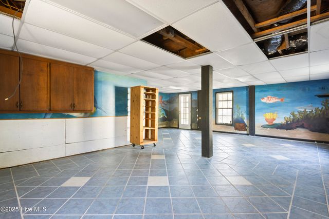 100 Moorefield Drive, Carolina Beach, NC 28428