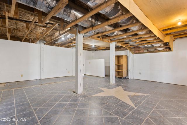 100 Moorefield Drive, Carolina Beach, NC 28428