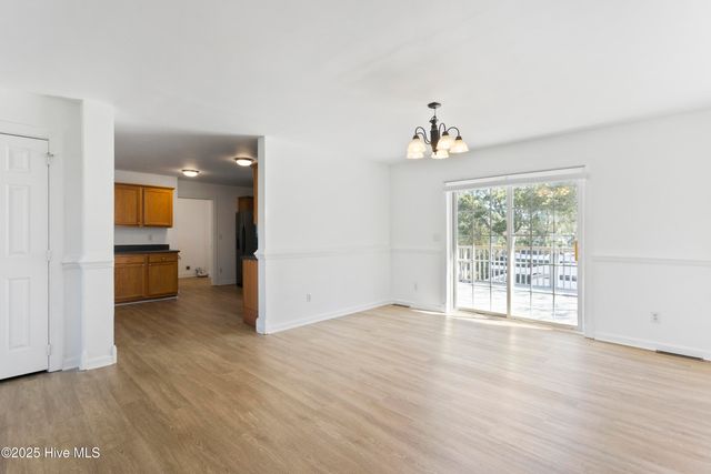 100 Moorefield Drive, Carolina Beach, NC 28428