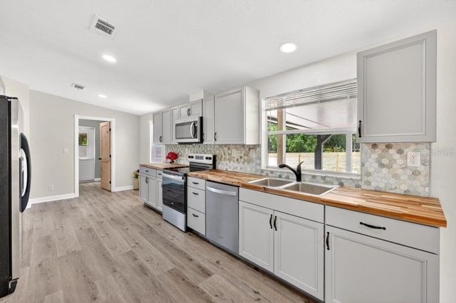 40100 JIM SCOTTS ROAD, Leesburg, FL 34788