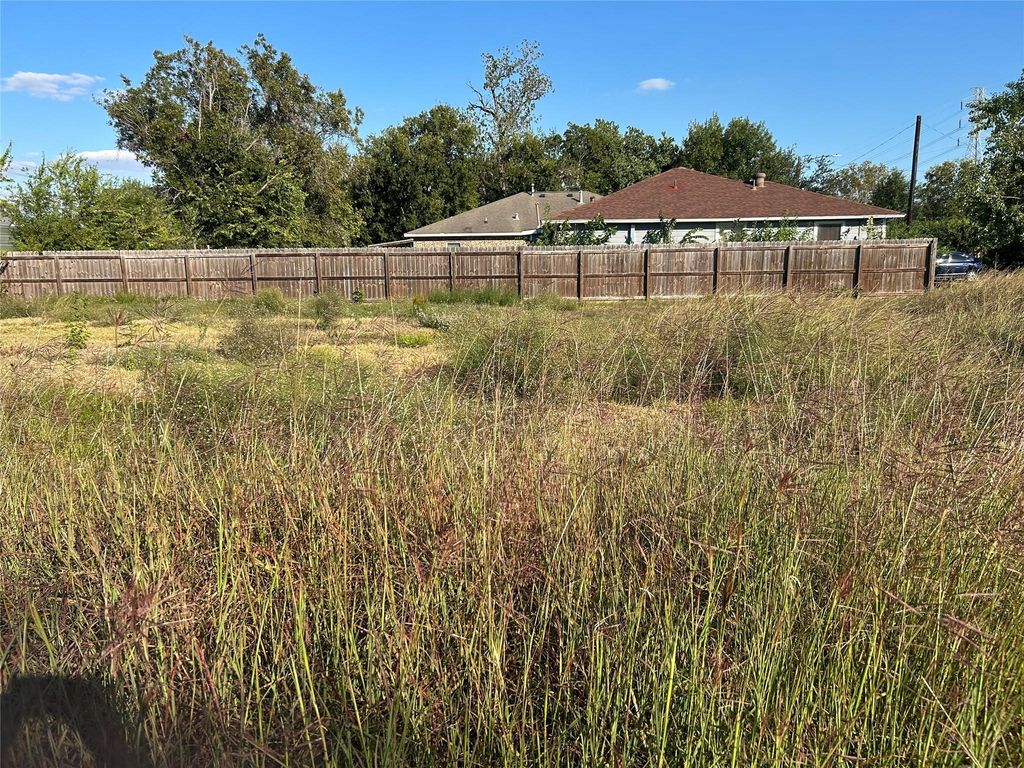 0000 Wayside Drive, Houston, TX 77028