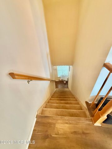 8D Ingram Drive, Monroe, NJ 08831