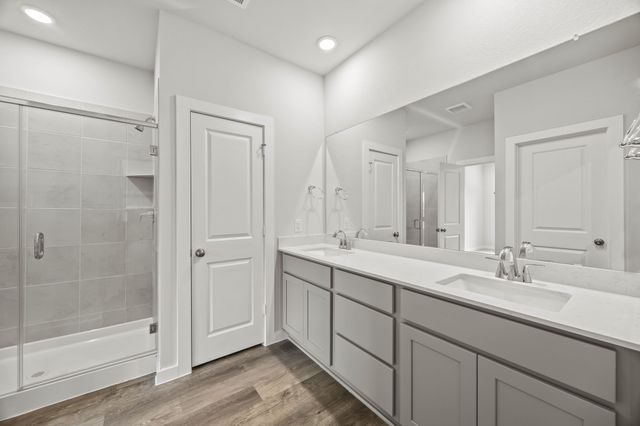 413 Llano Lane, Red Oak, TX 75154