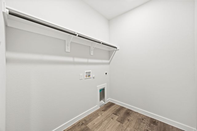 413 Llano Lane, Red Oak, TX 75154