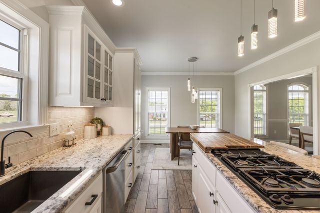 1633 Hayes Denton Rd, Columbia, TN 38401