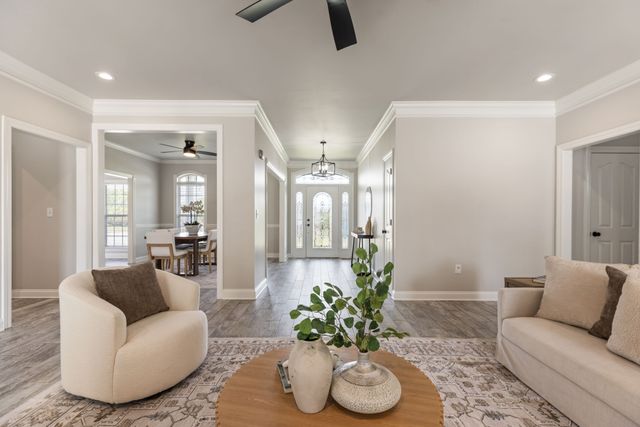 1633 Hayes Denton Rd, Columbia, TN 38401