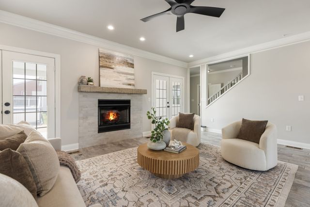 1633 Hayes Denton Rd, Columbia, TN 38401