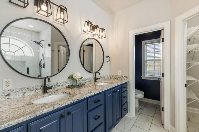 1633 Hayes Denton Rd, Columbia, TN 38401