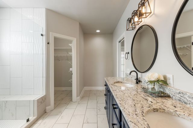 1633 Hayes Denton Rd, Columbia, TN 38401