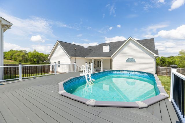 1633 Hayes Denton Rd, Columbia, TN 38401