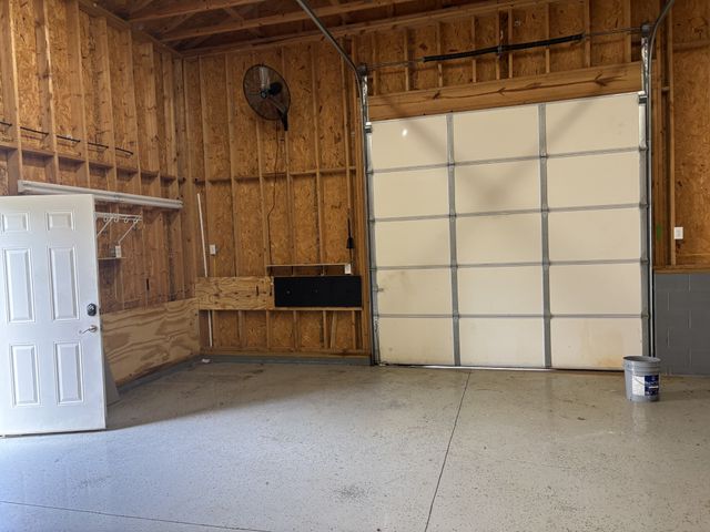 1633 Hayes Denton Rd, Columbia, TN 38401