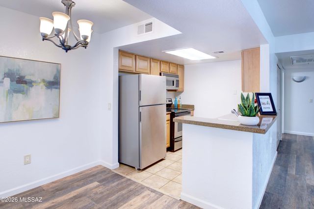 101 S Players Club Dr Apt 5102, Tucson, AZ 85745
