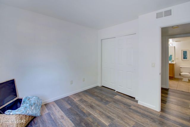 101 S Players Club Dr Apt 5102, Tucson, AZ 85745