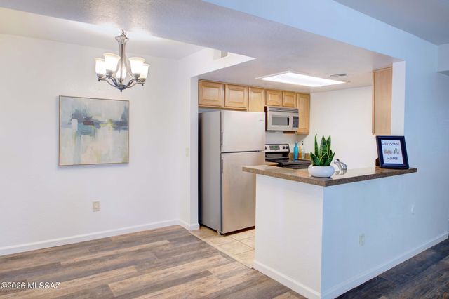 101 S Players Club Dr Apt 5102, Tucson, AZ 85745