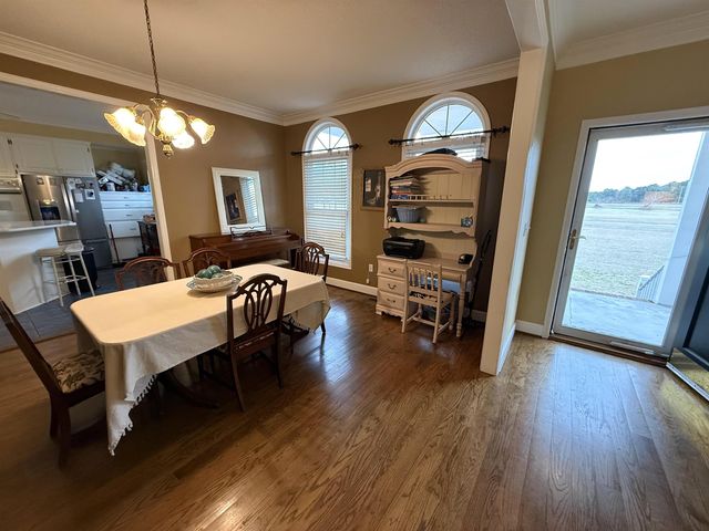 976 Briarwood Ct., Johnsonville, SC 29555