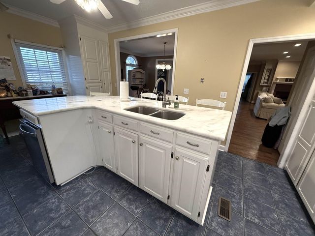 976 Briarwood Ct., Johnsonville, SC 29555