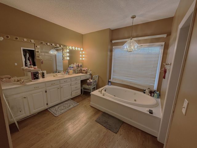 976 Briarwood Ct., Johnsonville, SC 29555