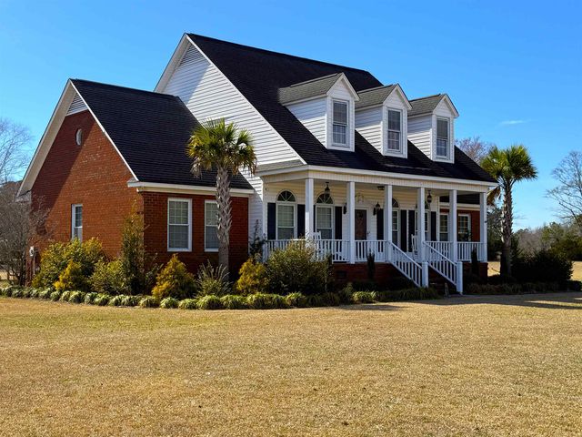 976 Briarwood Ct., Johnsonville, SC 29555