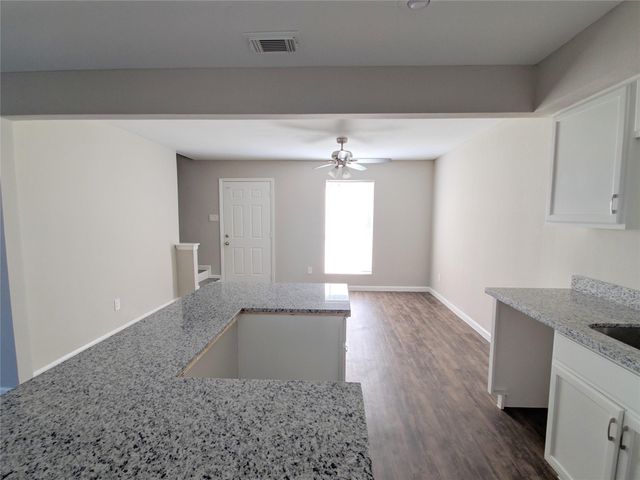 1960 Upland Drive, Houston, TX 77043