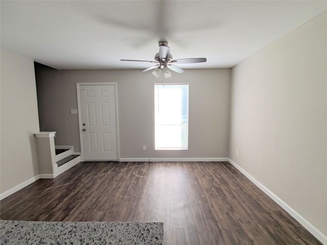 1960 Upland Drive, Houston, TX 77043