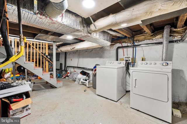 560 YORK ST, Burlington, NJ 08016