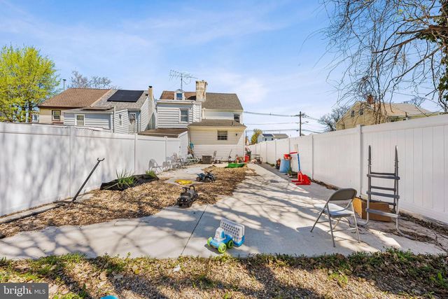 560 YORK ST, Burlington, NJ 08016