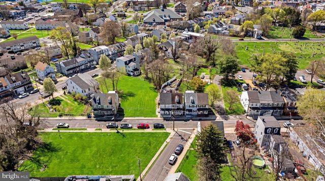 560 YORK ST, Burlington, NJ 08016