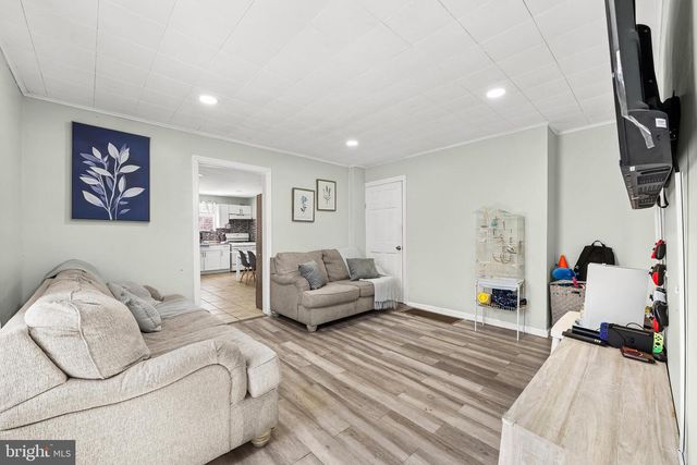 560 YORK ST, Burlington, NJ 08016