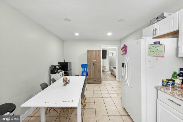 560 YORK ST, Burlington, NJ 08016