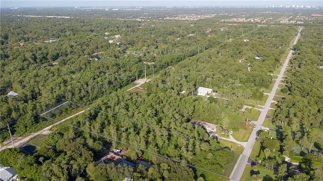 Lancewood WAY, Naples, FL 34116