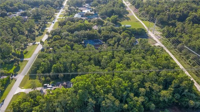Lancewood WAY, Naples, FL 34116
