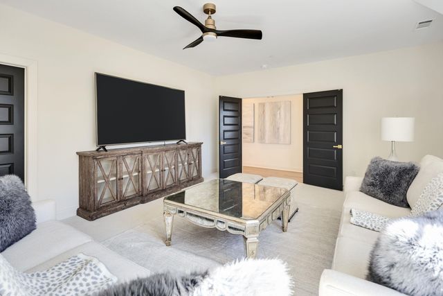 9172 CHEATHAM LN N, Germantown, TN 38138