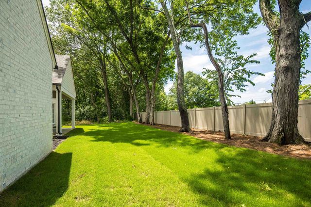 9172 CHEATHAM LN N, Germantown, TN 38138