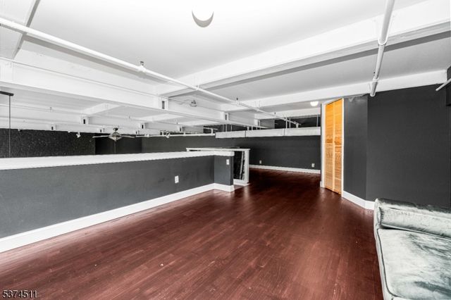 350 Scotland Rd, City Of Orange Twp., NJ 07050