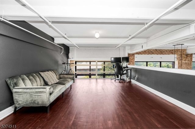 350 Scotland Rd, City Of Orange Twp., NJ 07050