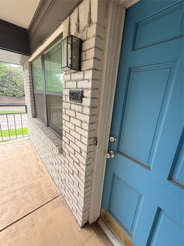 3909 Inwood Road 2005, Dallas, TX 75209