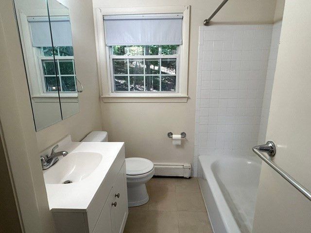 41 Mullin Ave 2, Quincy, MA 02169