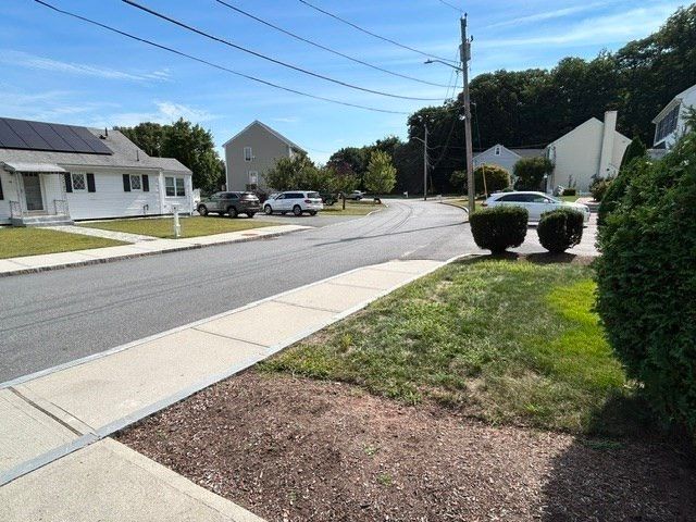 41 Mullin Ave 2, Quincy, MA 02169