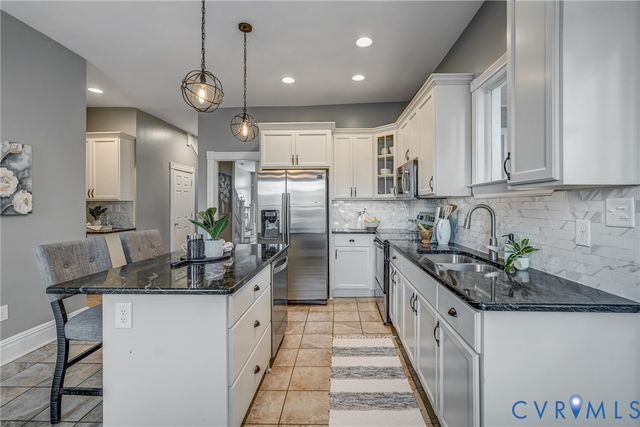 2611 W Main St, Richmond, VA 23220