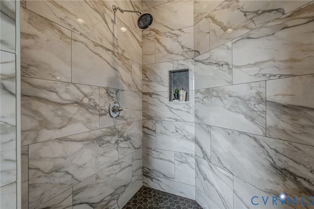 2611 W Main St, Richmond, VA 23220